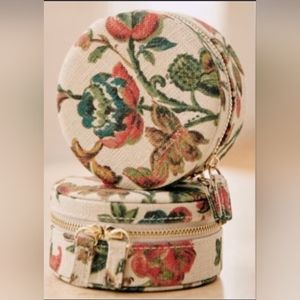 Sezane Round Travel Jewelry Case Floral Imprimé Fleurs des Jardins NWOT